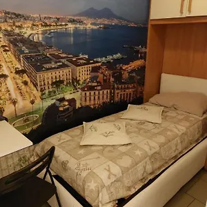 minihouse-centro-vomero.hotels-amalfi.com/